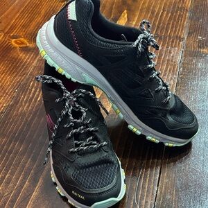 Skechers Black and Pink Athletic Shoes